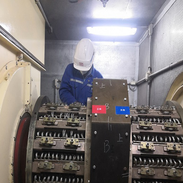 <strong><font color='#66FF00'>碳刷使用多久更換合適？</font></strong>